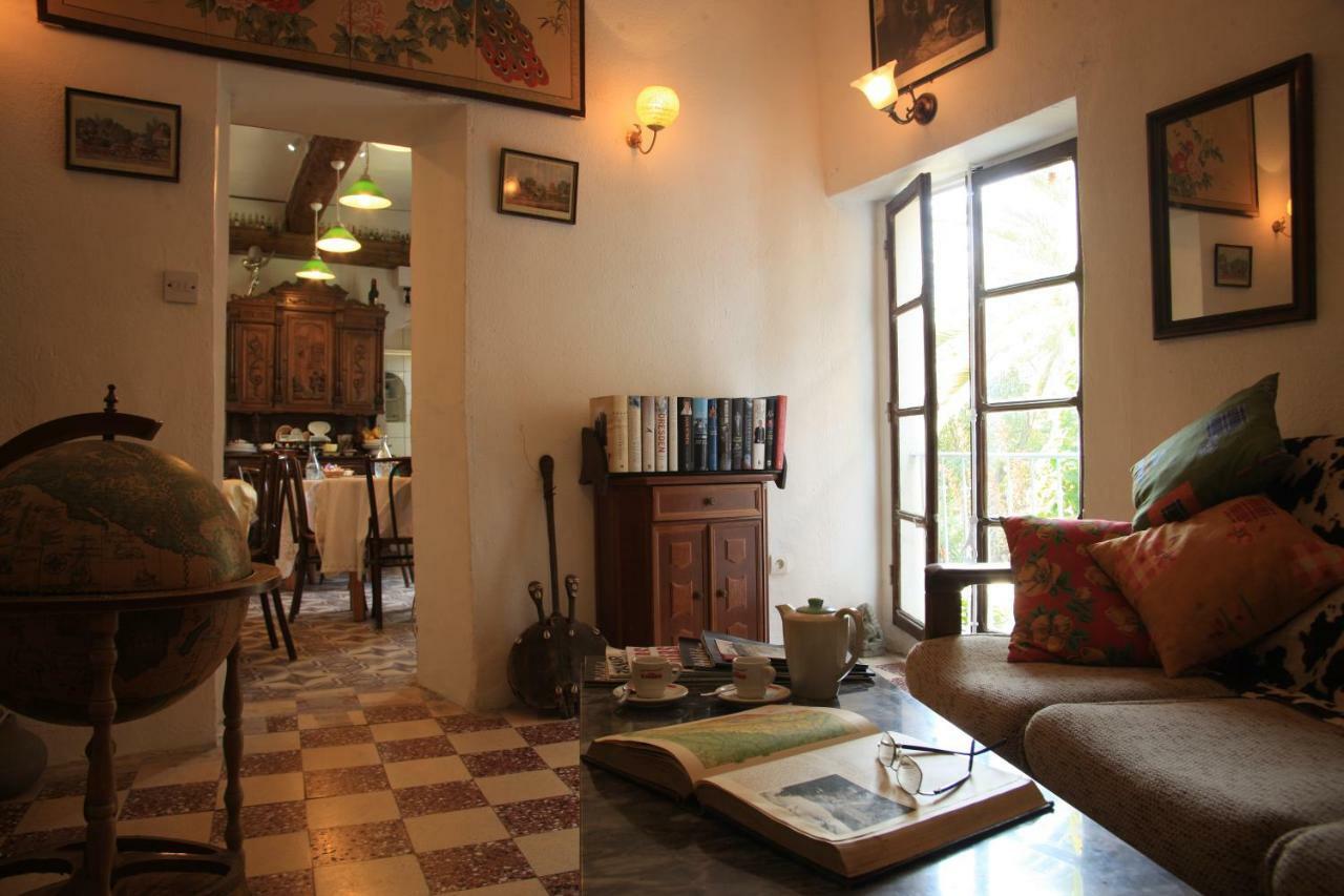 بزييه Maison De L'Orb المظهر الخارجي الصورة
