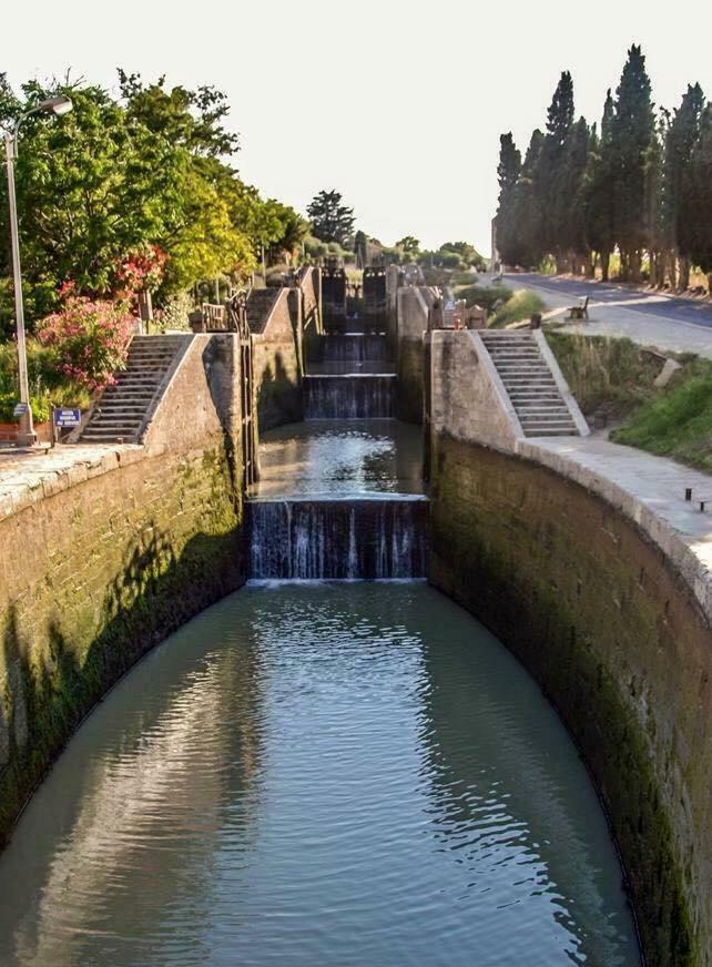بزييه Maison De L'Orb المظهر الخارجي الصورة